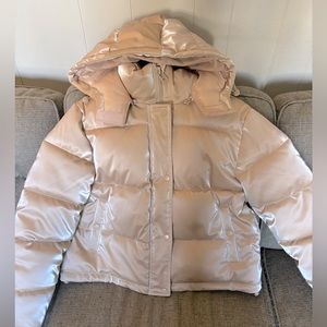 FOREVER 21 Nude Pink Puffer Jacket